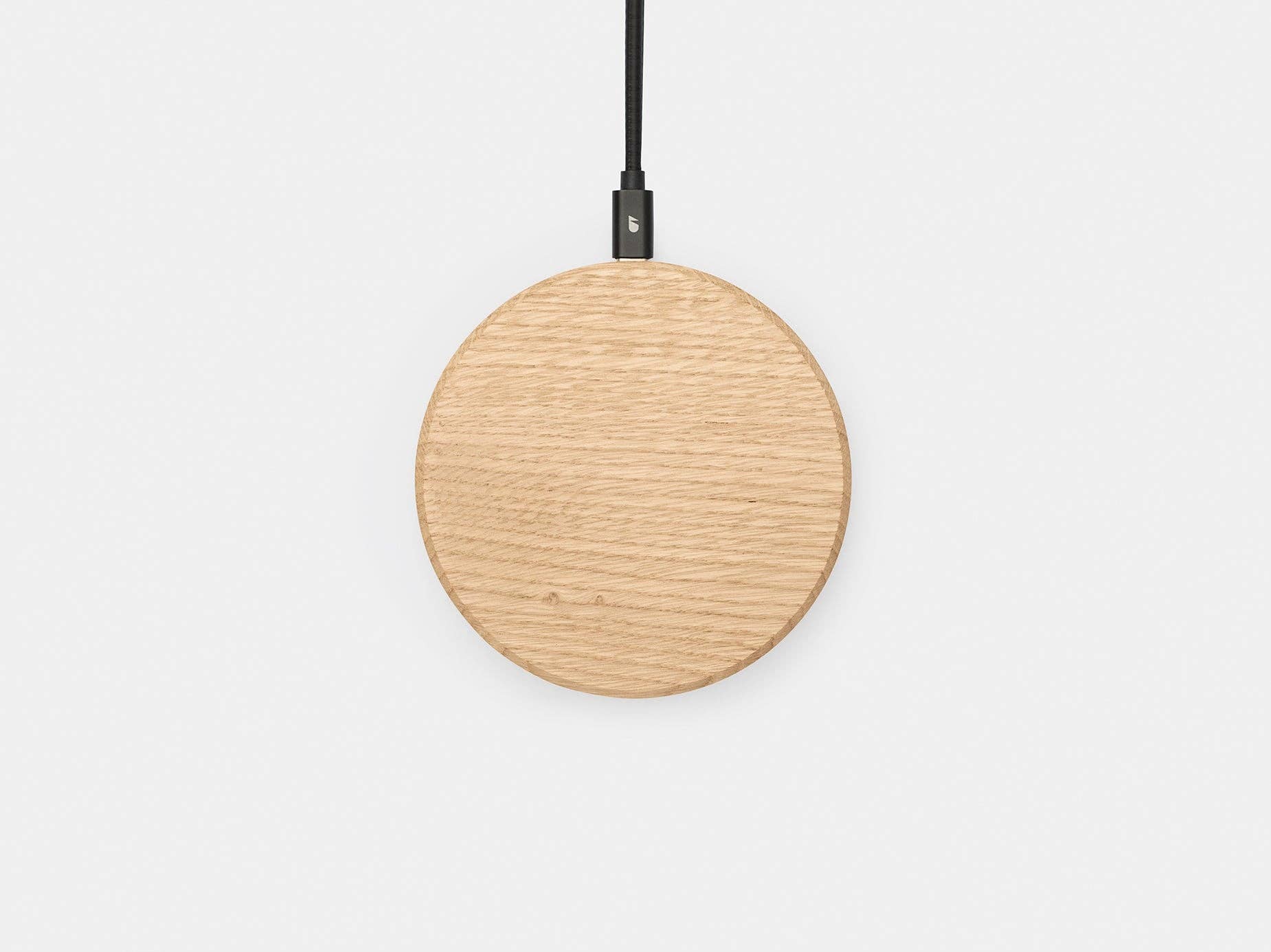 Slim Charging Pad in Oak 
