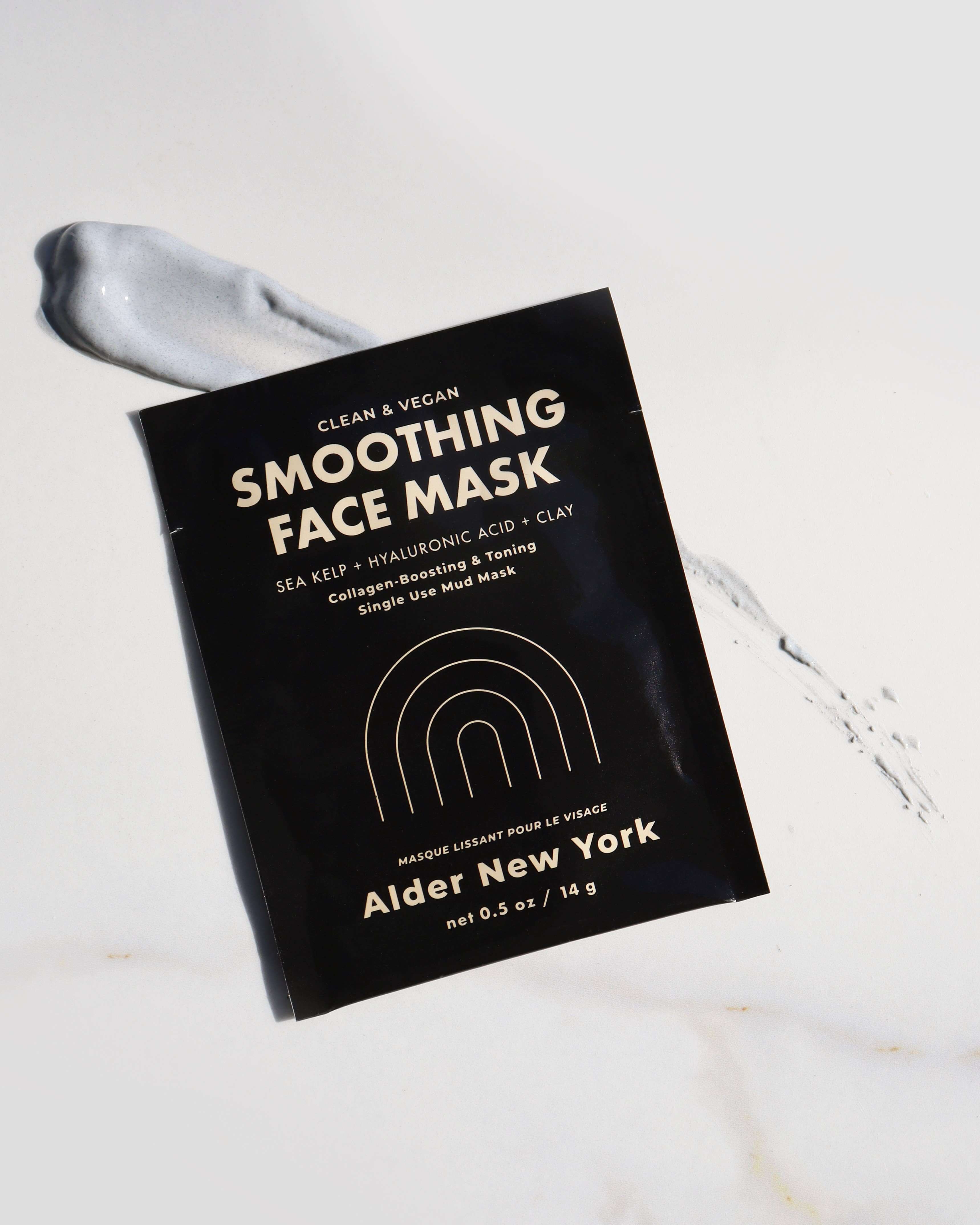 Smoothing Face Mask for Radiant Skin and Enhanced Hydration  