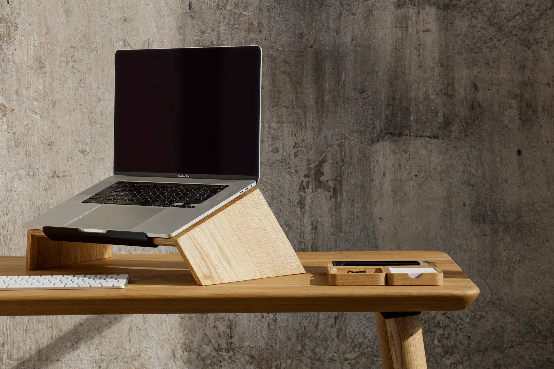 Laptop Stand in Oak 