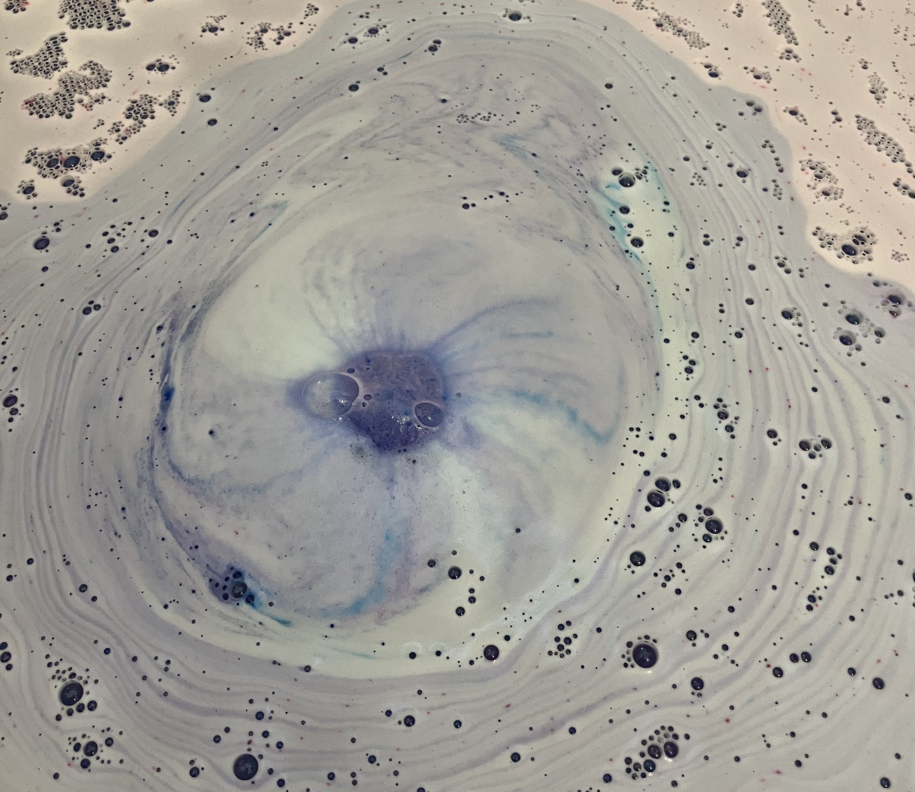 Earth bomb 06373f4c cbf4 494a 9676 ca079442d86b